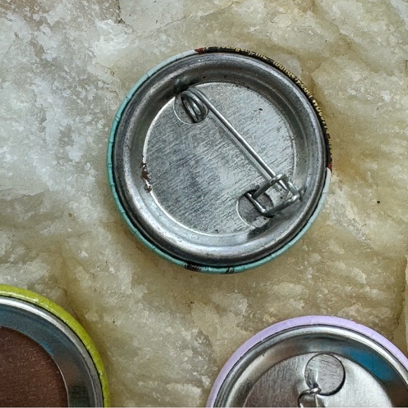 (4) Disney Button Pins - Picture 7 of 7